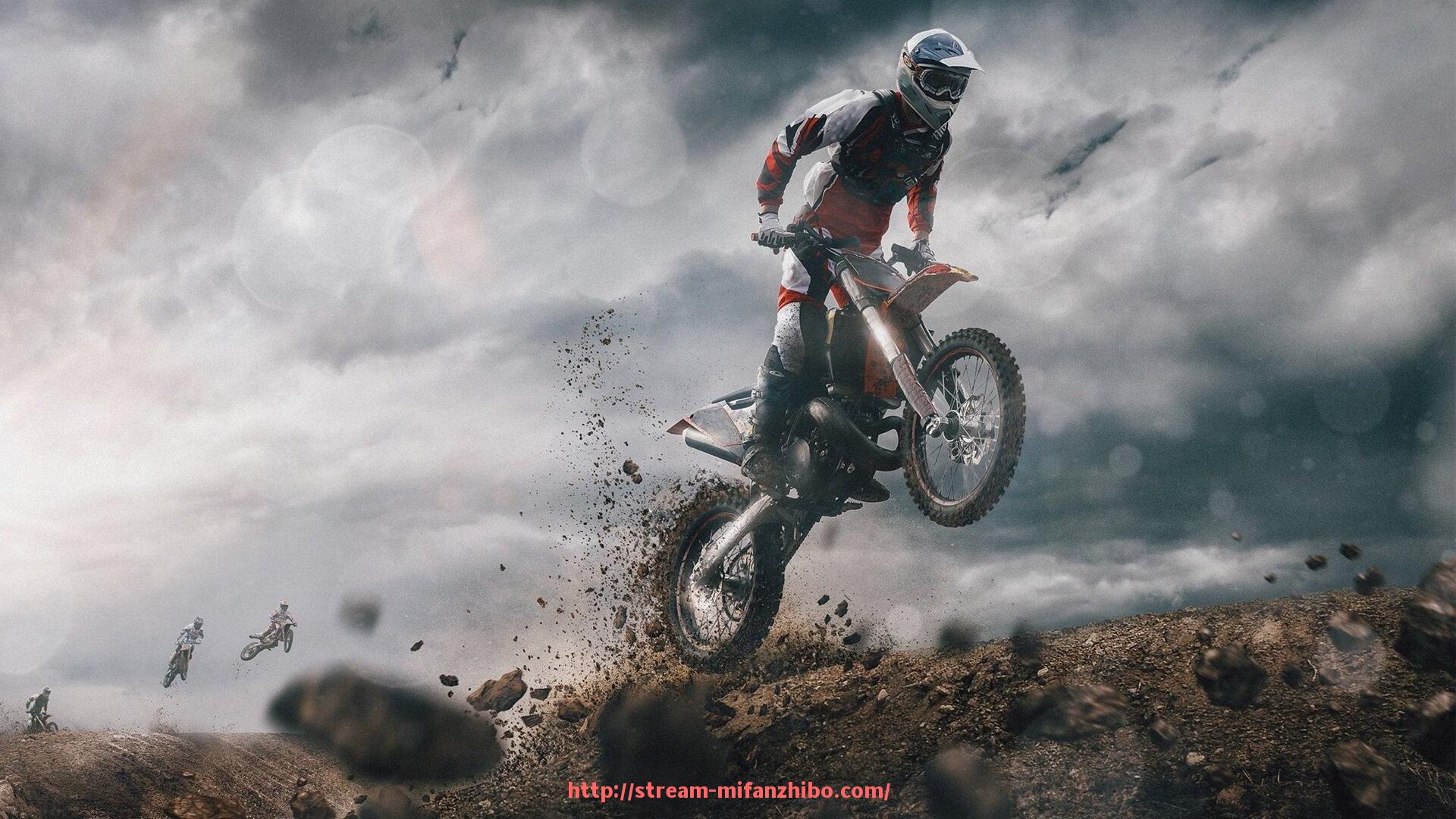 秘饭直播-综合锻炼胸肌腹肌的多功能健身器材推荐